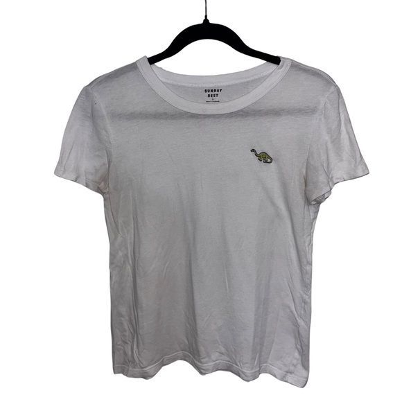 Sunday Best Dinosaur Emblem White T-Shirt - Size Small 🦕 - Picture 1 of 6